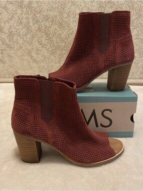 Toms Majorca Burgundy Perforated Peep-Toe Ankle Booties